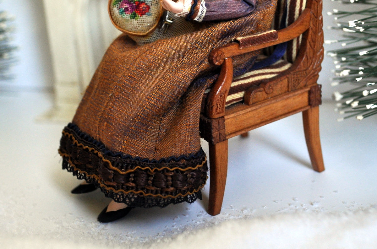 ESTATE TREASURE: Beautifully Dressed Georgian Older Lady by Jill Bennett - J Designs