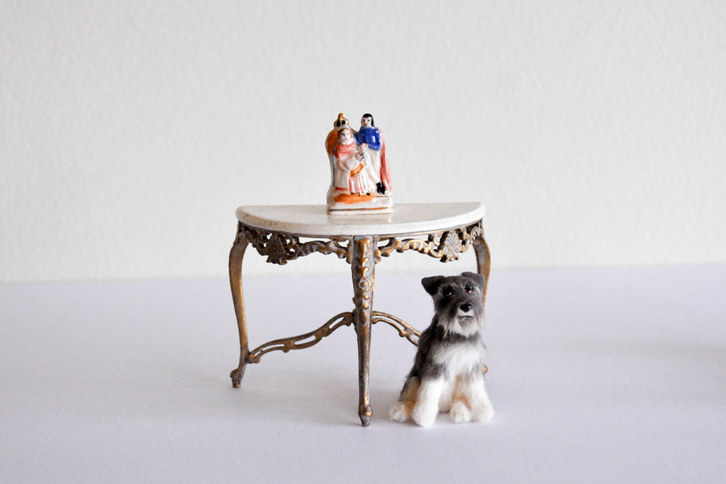 ESTATE TREASURE: Victoria & Albert Staffordshire Figures