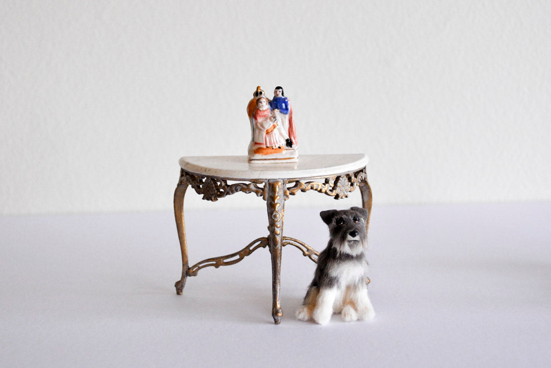 ESTATE TREASURE: Victoria & Albert Staffordshire Figures
