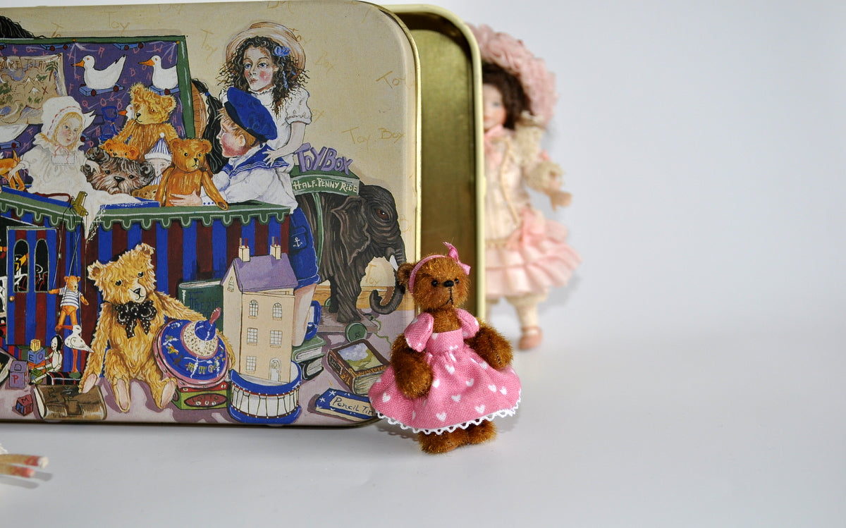 Estate Treasure: Fully Jointed Party Girl Teddy by Anna Braun