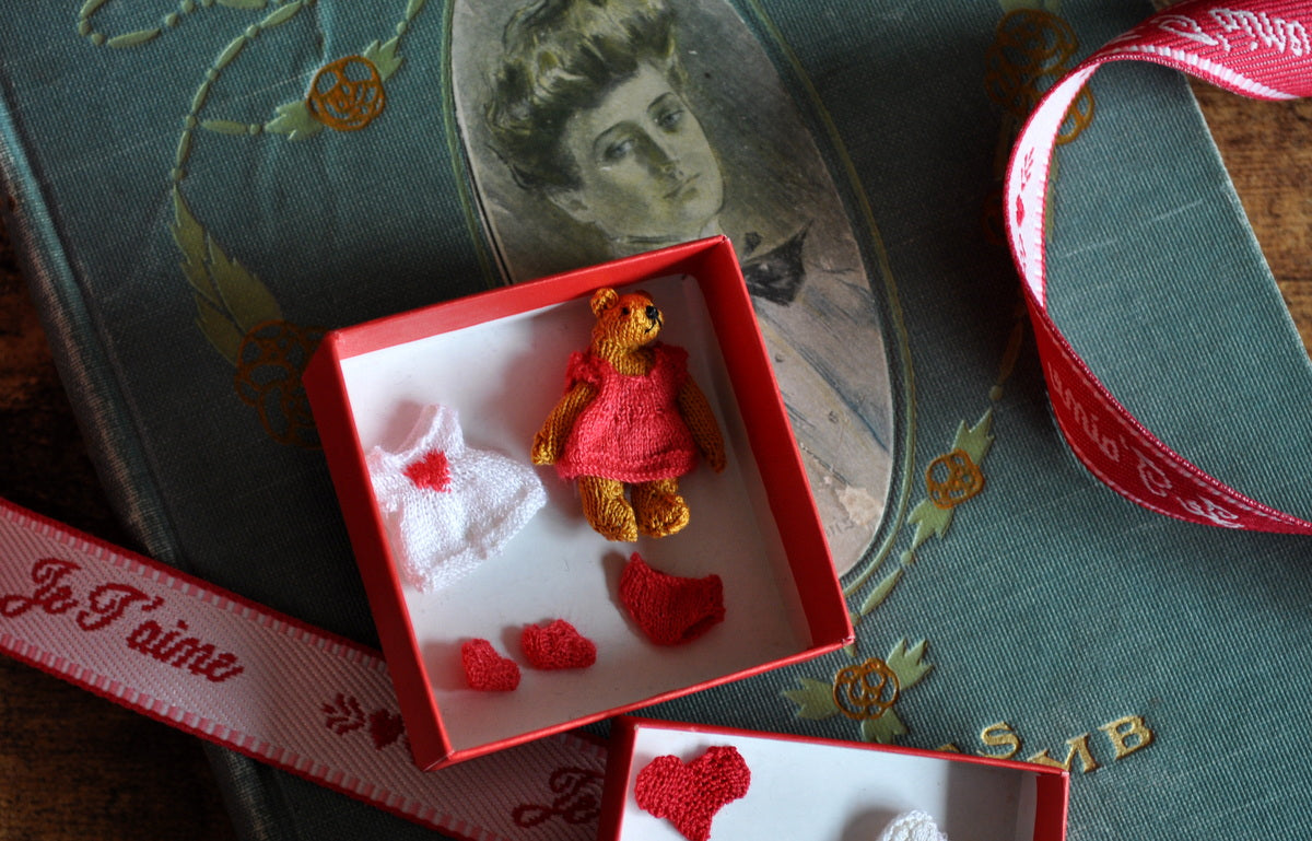 Valentine's Teddy Gift Box by Jenny Tomkins