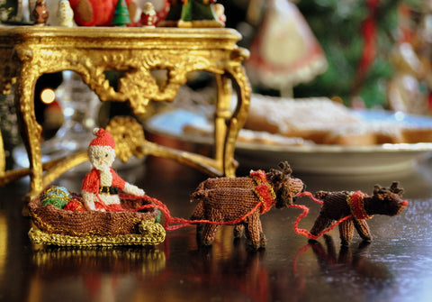 Santa, His Sleigh & Three Reindeer by Jenny Tomkins