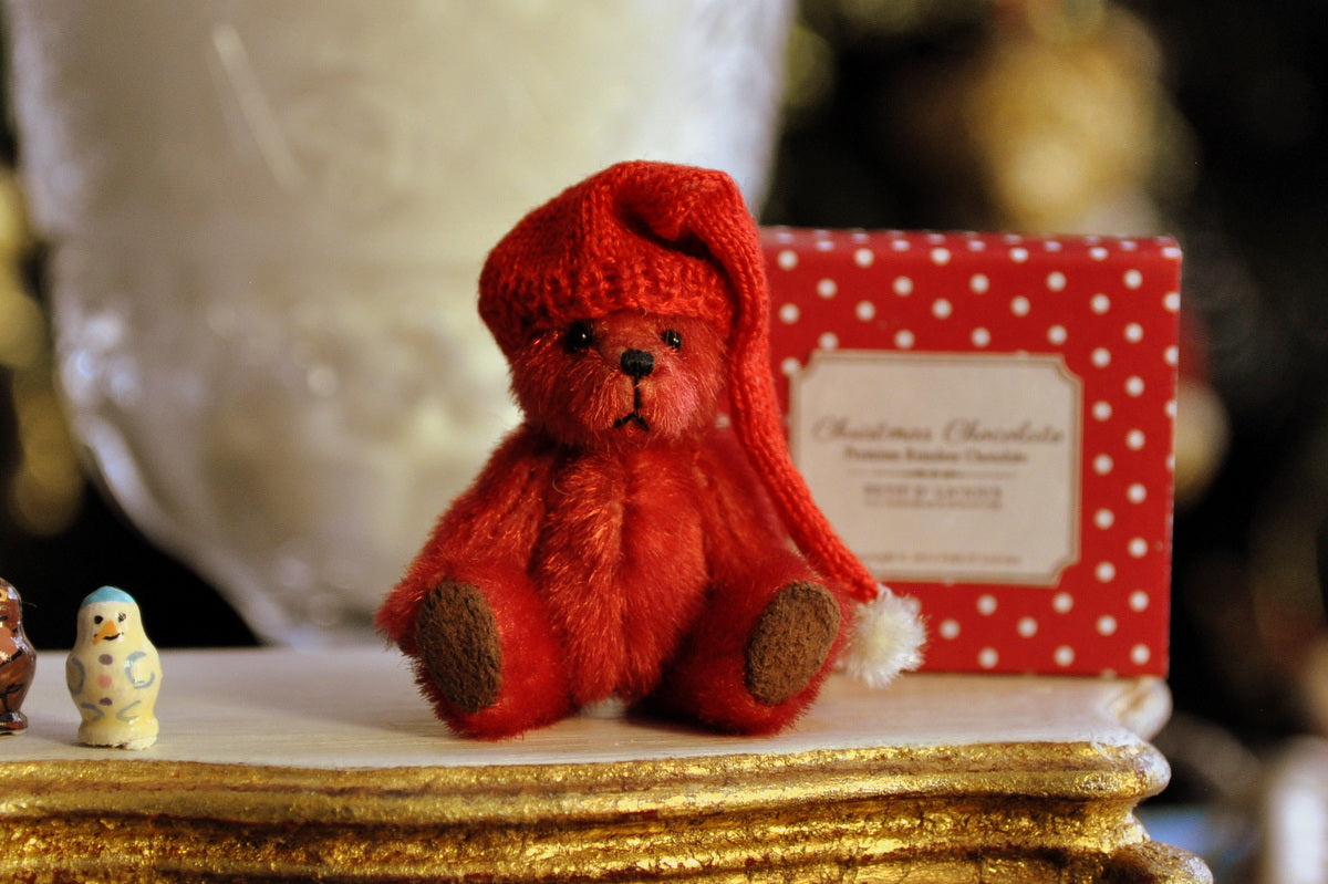 Santa Teddy II by Anna Braun