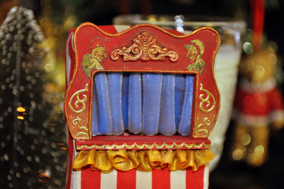 Punch & Judy Puppet Theatre by Rika Moon