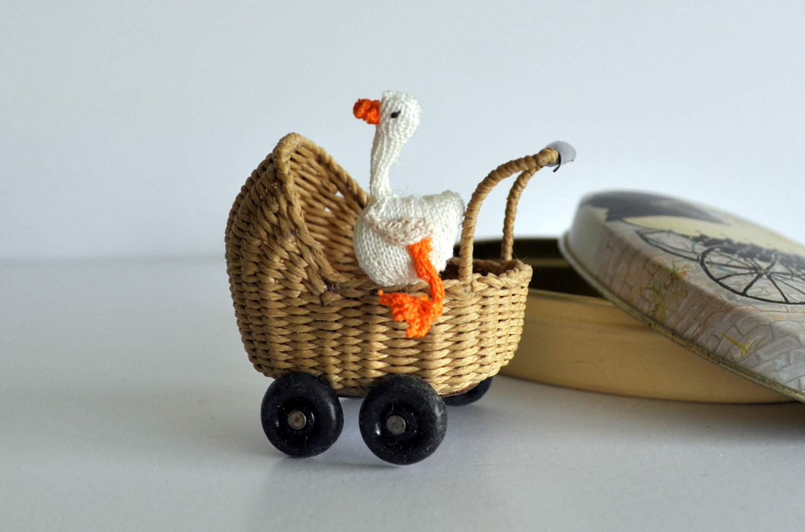 Nursery Duck by Jenny Tomkins